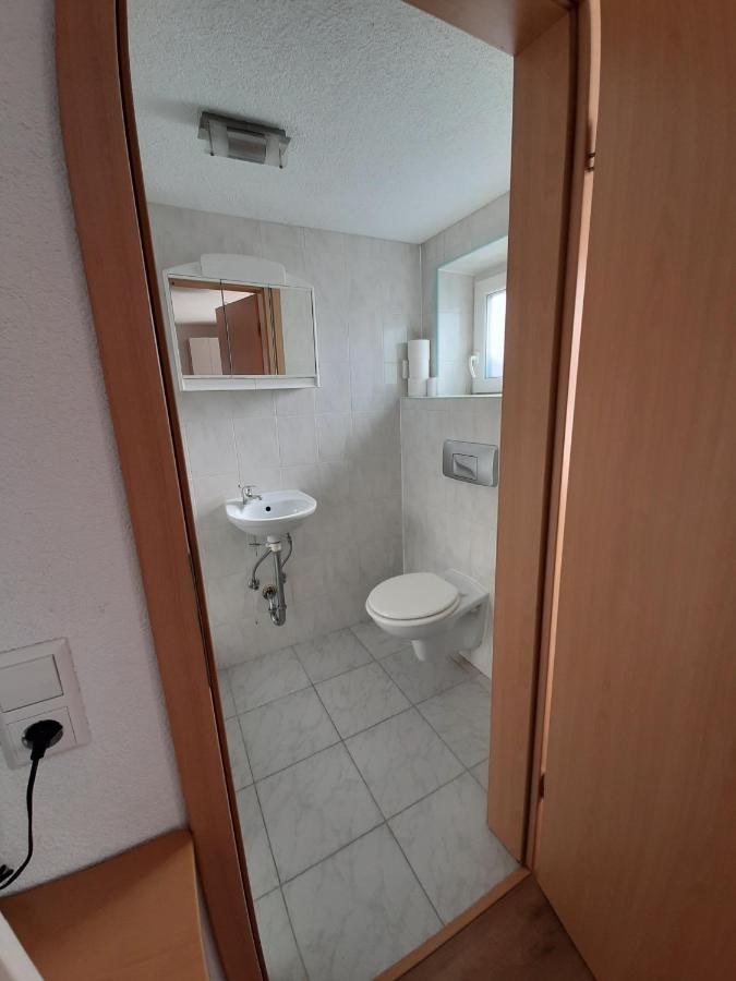 Biberach-Riss-Zimmer-Frei, Einzel-Zimmer Bad Kueche Birkenhard Bagian luar foto