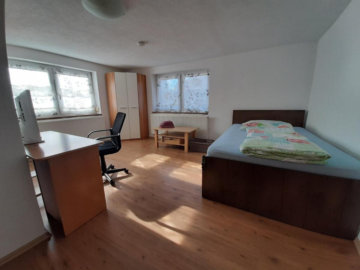 Biberach-Riss-Zimmer-Frei, Einzel-Zimmer Bad Kueche Birkenhard Bagian luar foto