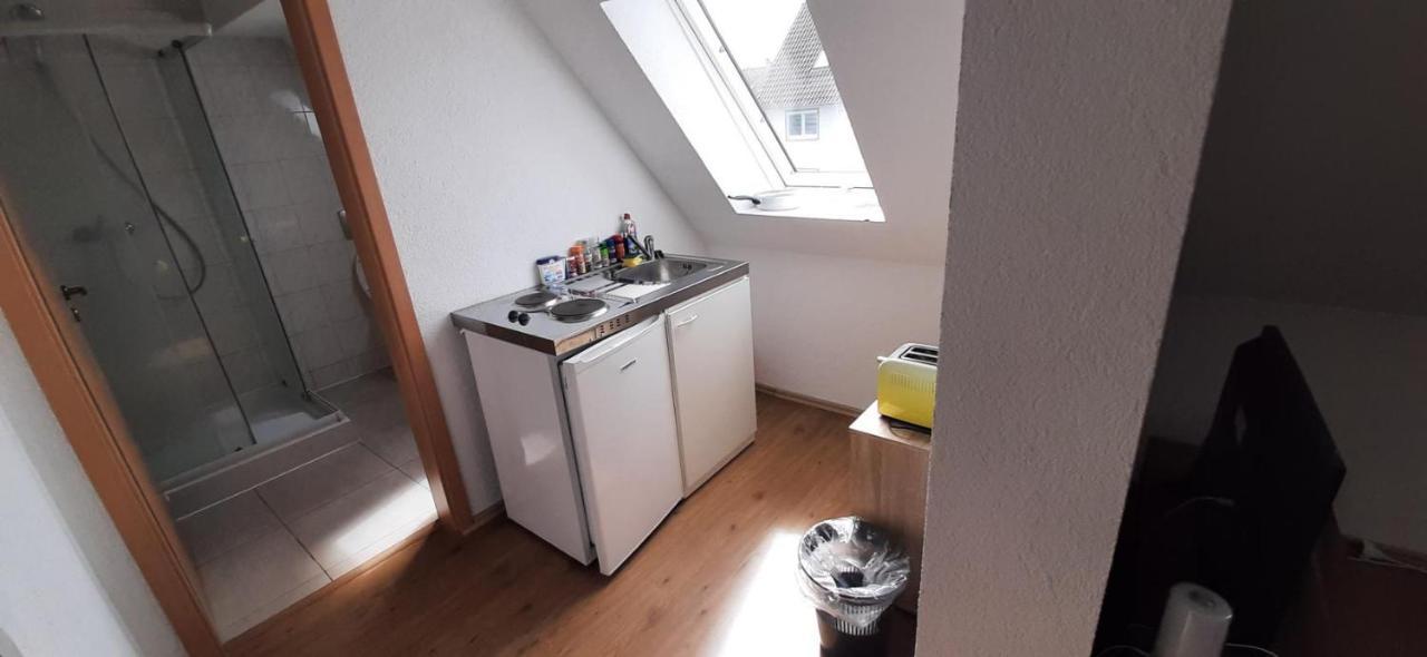 Biberach-Riss-Zimmer-Frei, Einzel-Zimmer Bad Kueche Birkenhard Bagian luar foto