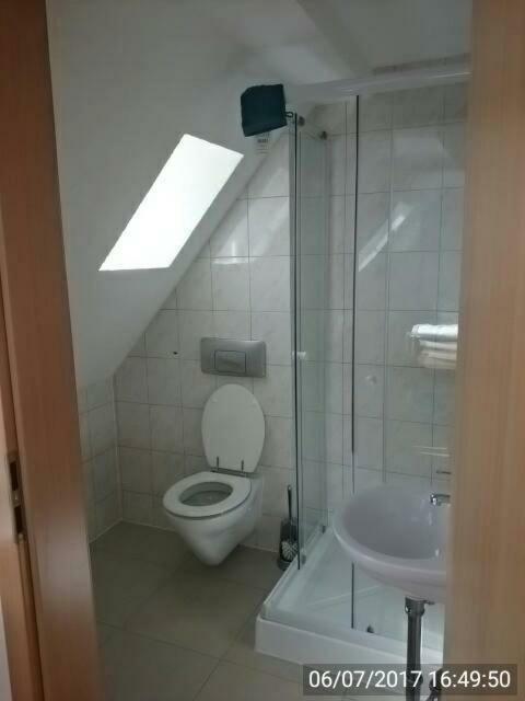 Biberach-Riss-Zimmer-Frei, Einzel-Zimmer Bad Kueche Birkenhard Bagian luar foto